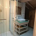 Le Jardin Des Cedres Guest house 4*