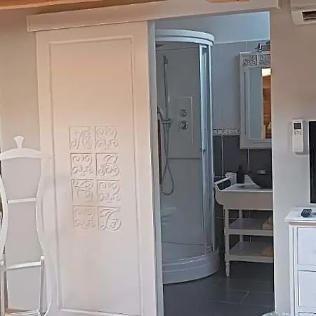 Guest house Le Jardin Des Cedres 4*